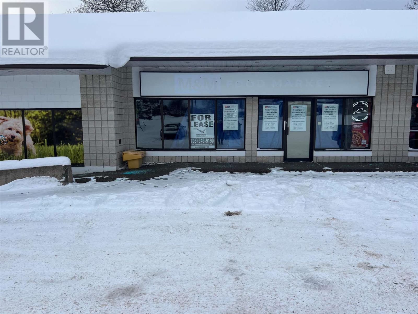 153 Great Northern Rd, Sault Ste. Marie, Ontario P6B 4Y9 - Photo 1 - SM253479