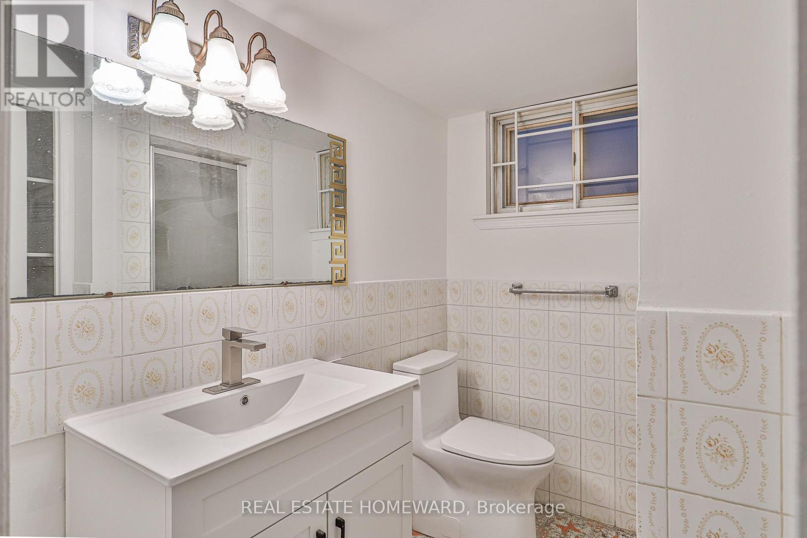 Lower - 104 Crestwood Road, Vaughan (Crestwood-Springfarm-Yorkhill), Ontario  L4J 1A6 - Photo 14 - N12630166