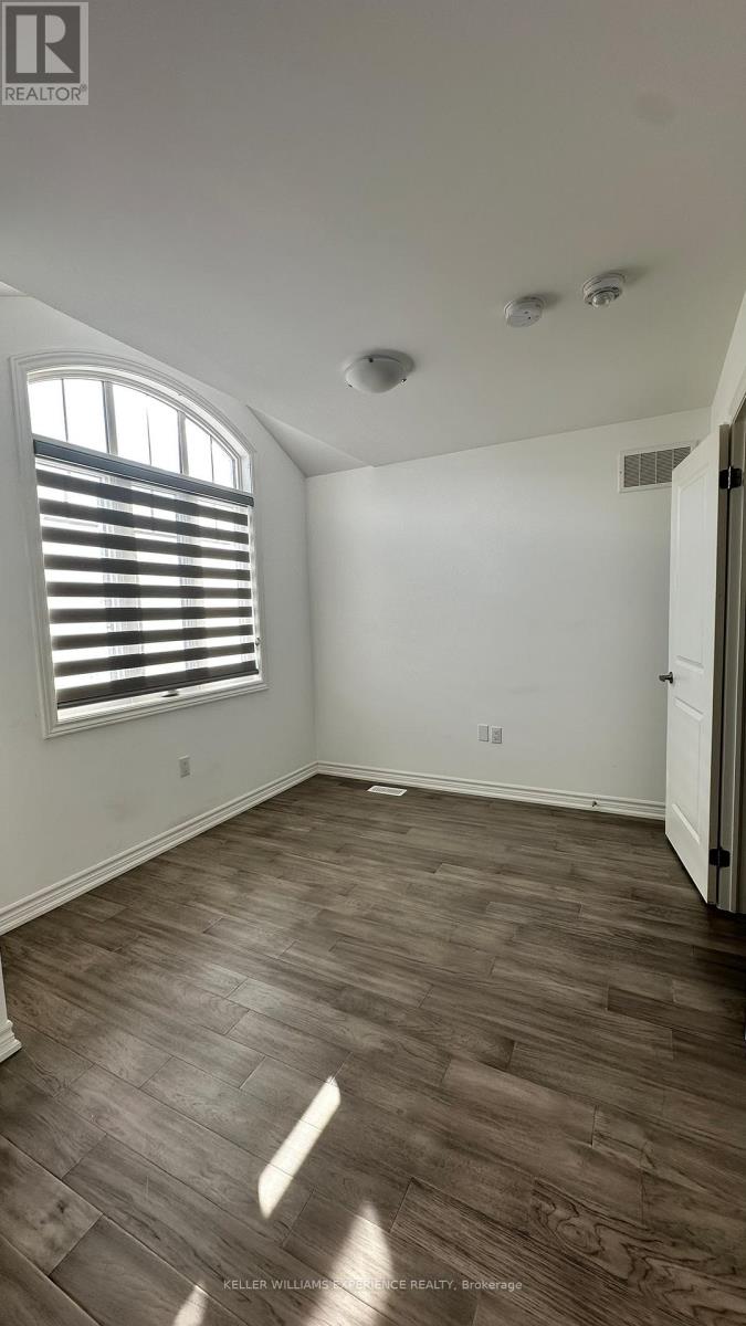 165 Rosie Street, Blue Mountains, Ontario  N0H 1J0 - Photo 12 - X12633988