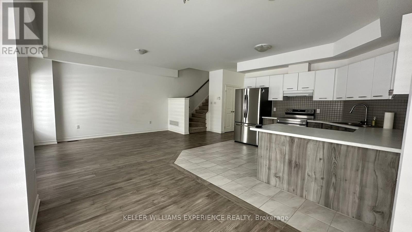 165 Rosie Street, Blue Mountains, Ontario  N0H 1J0 - Photo 8 - X12633988