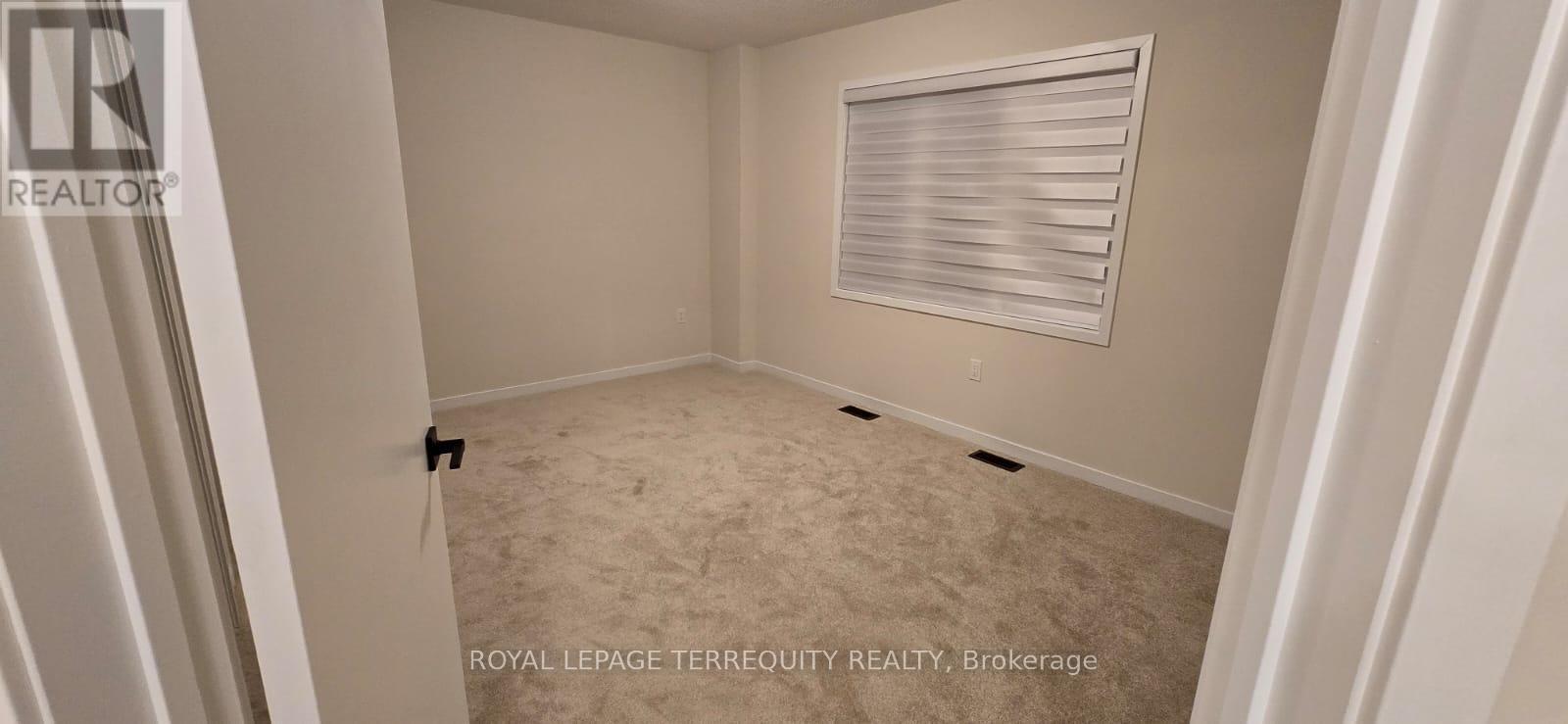 38 Kingbird Common, Cambridge, Ontario  N1T 0H3 - Photo 11 - X12633998