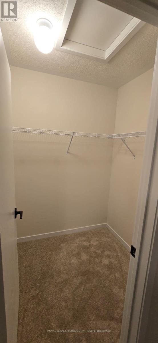 38 Kingbird Common, Cambridge, Ontario  N1T 0H3 - Photo 18 - X12633998