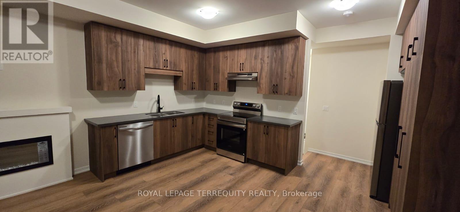 38 Kingbird Common, Cambridge, Ontario  N1T 0H3 - Photo 3 - X12633998