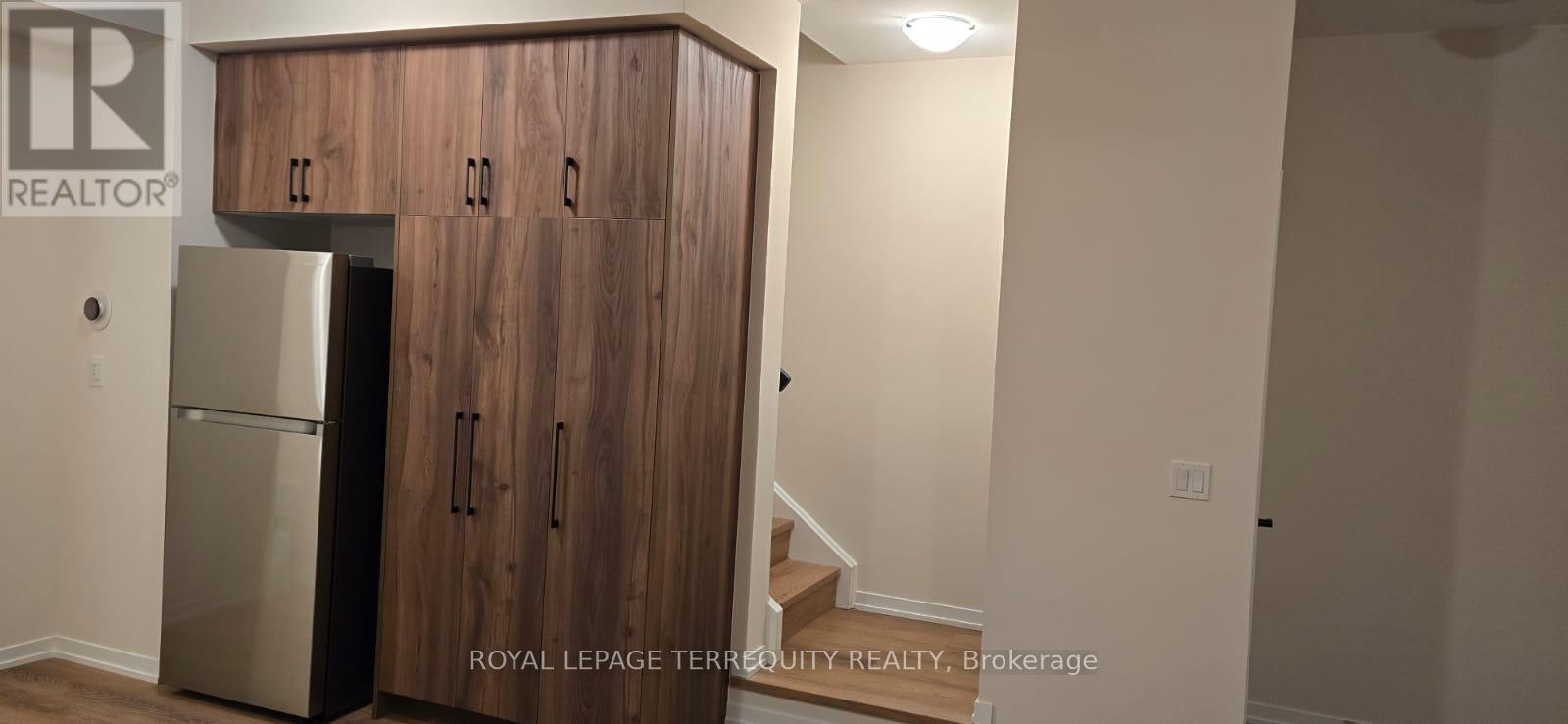 38 Kingbird Common, Cambridge, Ontario  N1T 0H3 - Photo 8 - X12633998