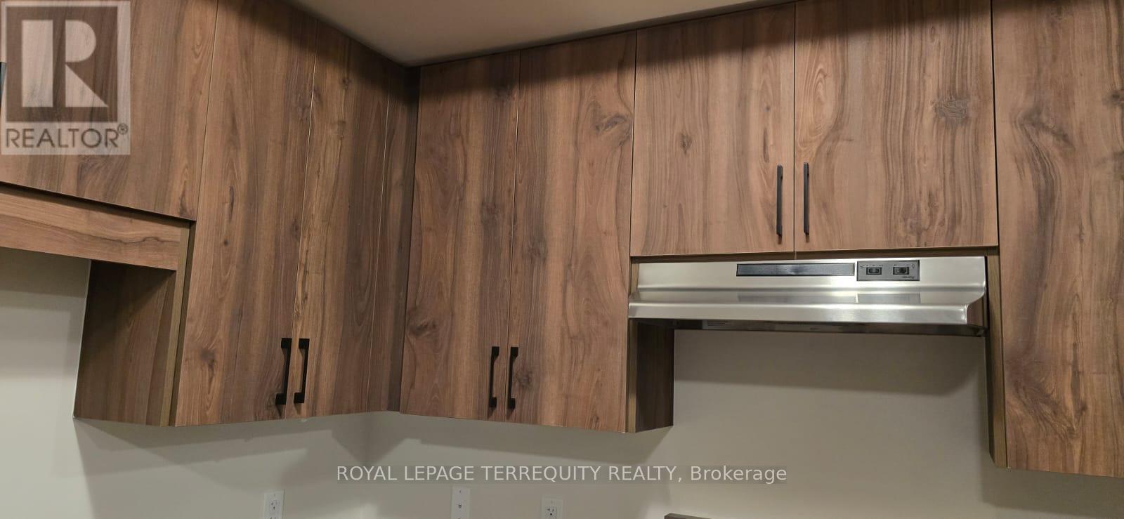 38 Kingbird Common, Cambridge, Ontario  N1T 0H3 - Photo 9 - X12633998