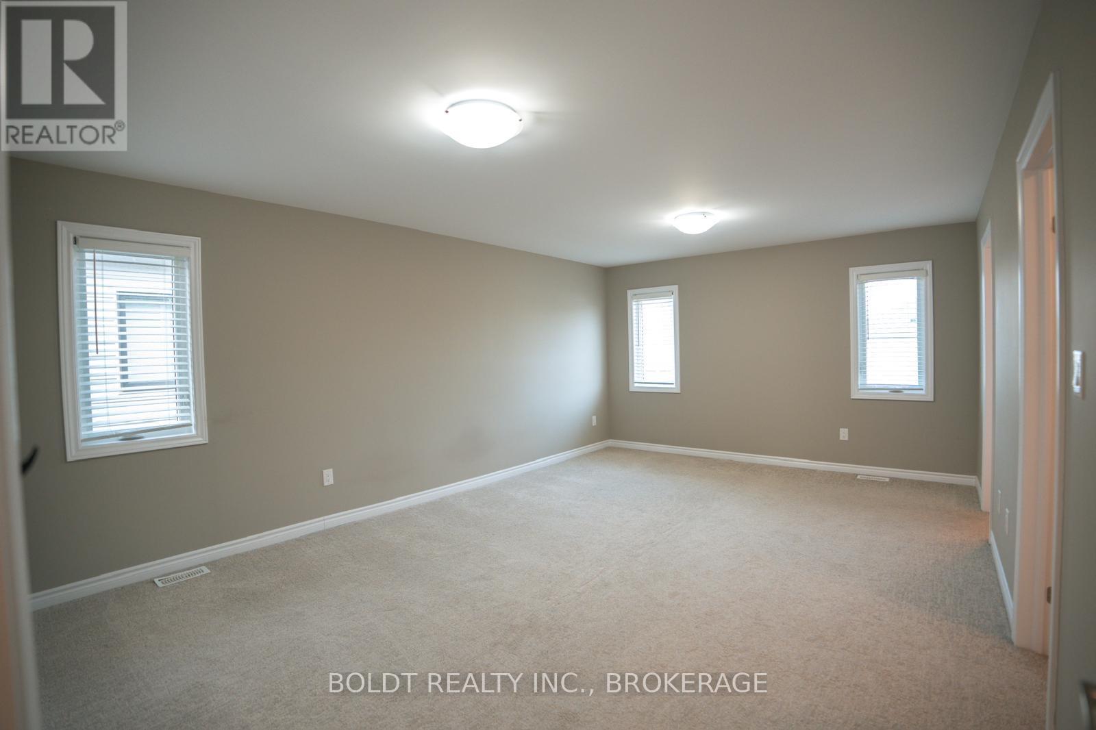 244 Bethune Avenue, Welland, Ontario  L3B 0H6 - Photo 23 - X12634096