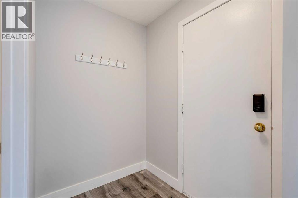 16 Queen Anne Close Se, Calgary, Alberta  T2J 6N6 - Photo 18 - A2273800