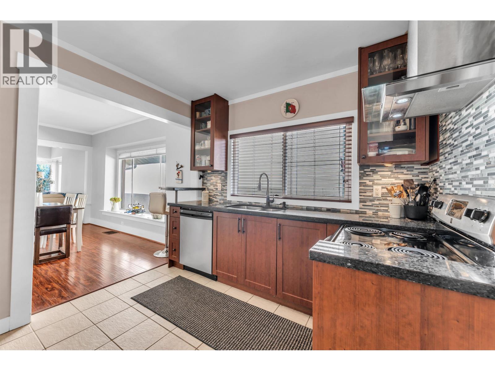 4160 St. Catherines Street, Vancouver, British Columbia  V5V 4L8 - Photo 10 - R3026674