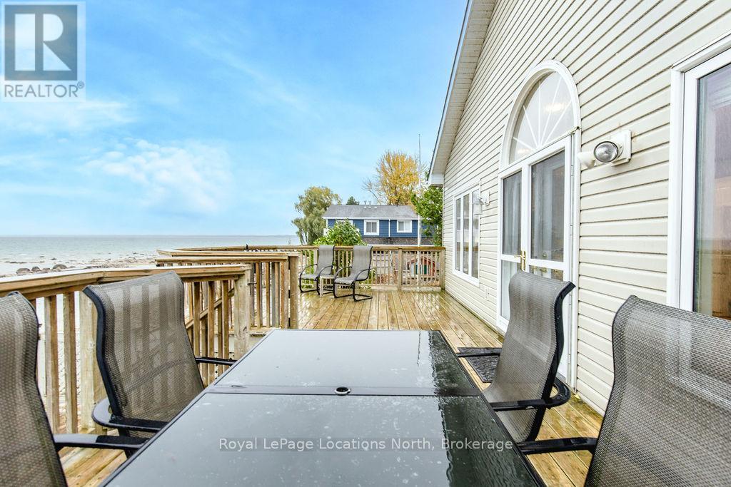 46 William Avenue, Wasaga Beach, Ontario L9Z 2X3 - Photo 36 - S12505892