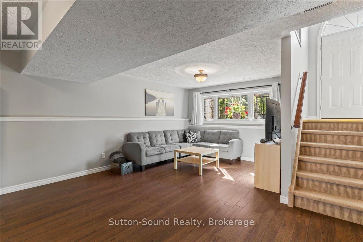 224 2nd Street W, Owen Sound, Ontario  N4K 0A6 - Photo 17 - X12485016