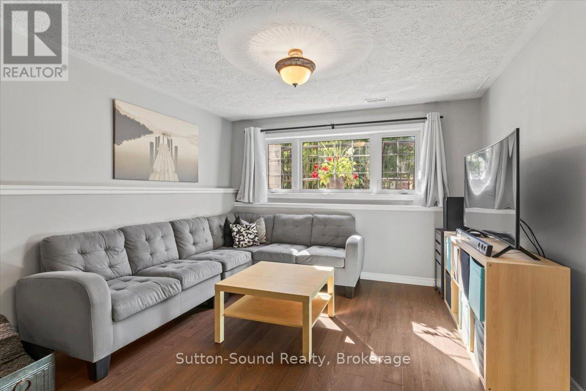 224 2nd Street W, Owen Sound, Ontario  N4K 0A6 - Photo 21 - X12485016