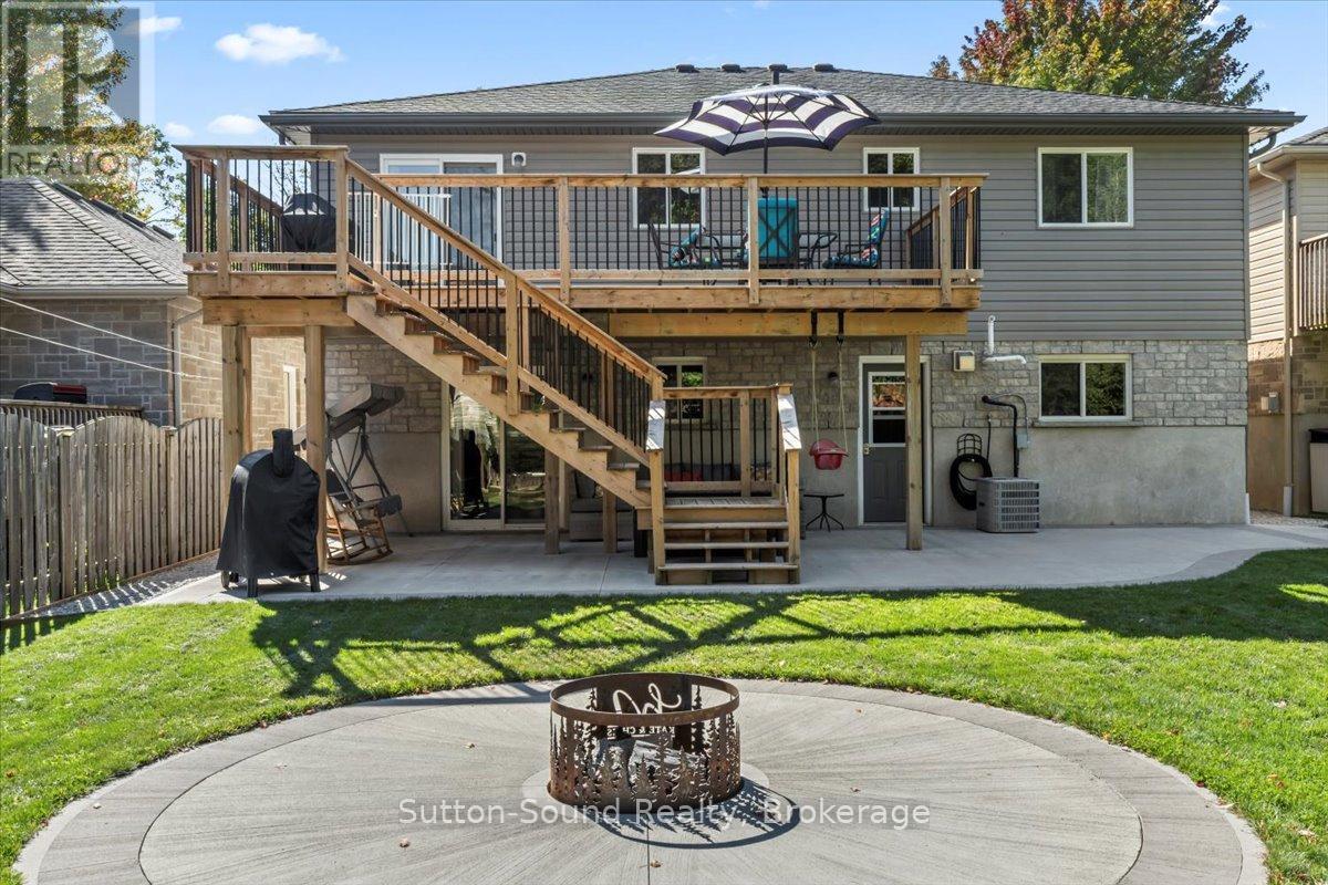 224 2nd Street W, Owen Sound, Ontario  N4K 0A6 - Photo 4 - X12485016