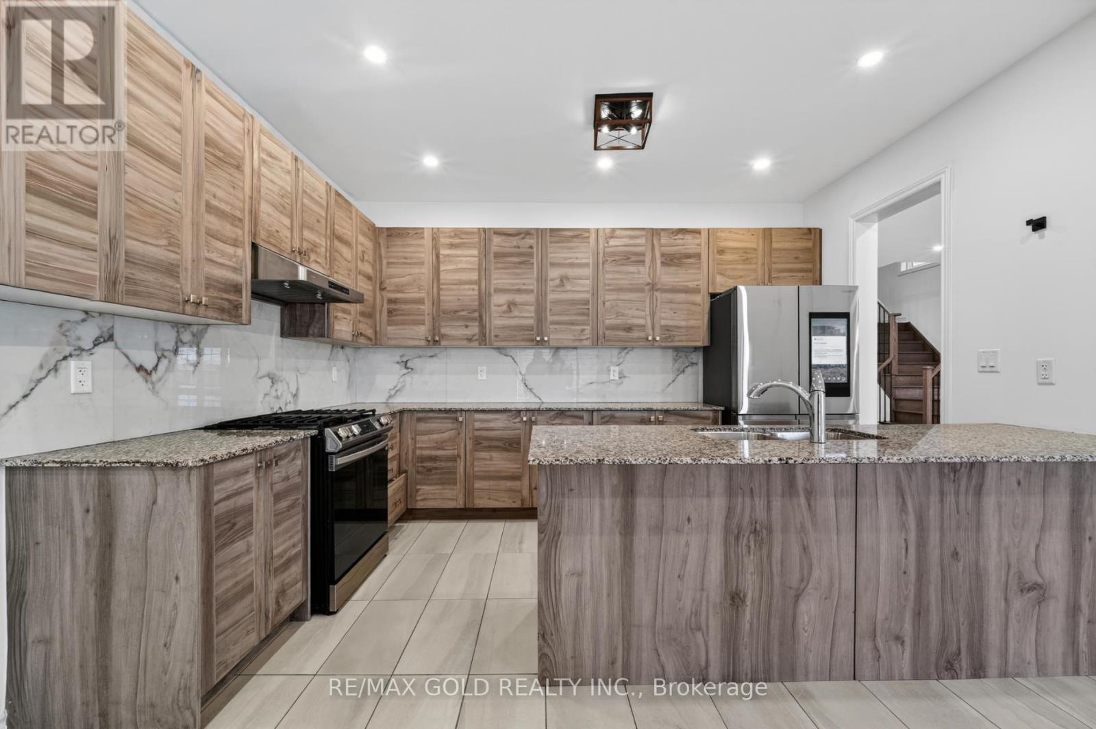 25 Eberly Woods Drive, Caledon, Ontario  L7C 4J2 - Photo 21 - W12617438