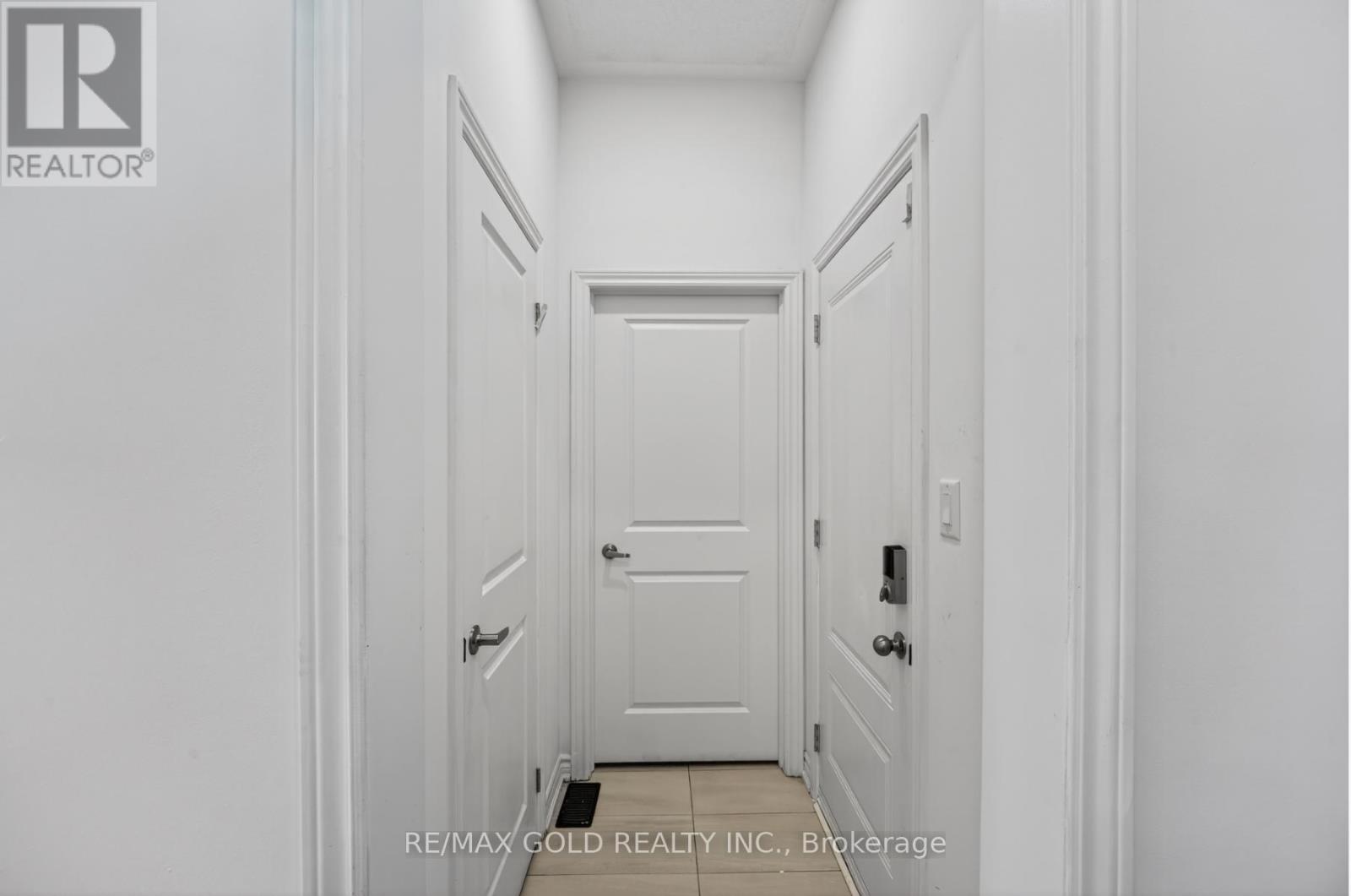 25 Eberly Woods Drive, Caledon, Ontario  L7C 4J2 - Photo 23 - W12617438