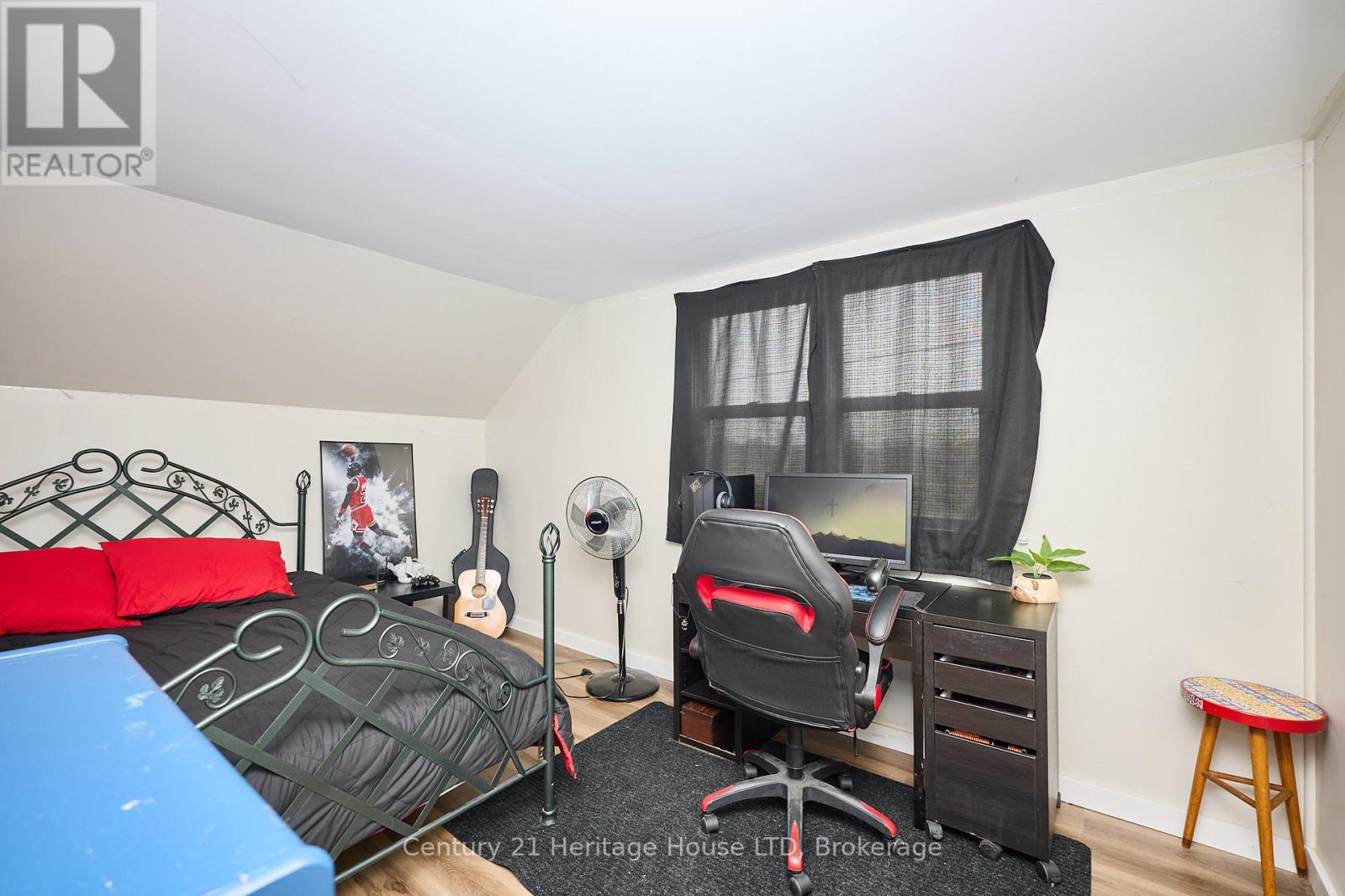 349 Bassett Avenue, Fort Erie, Ontario  L2A 4K8 - Photo 16 - X12328779