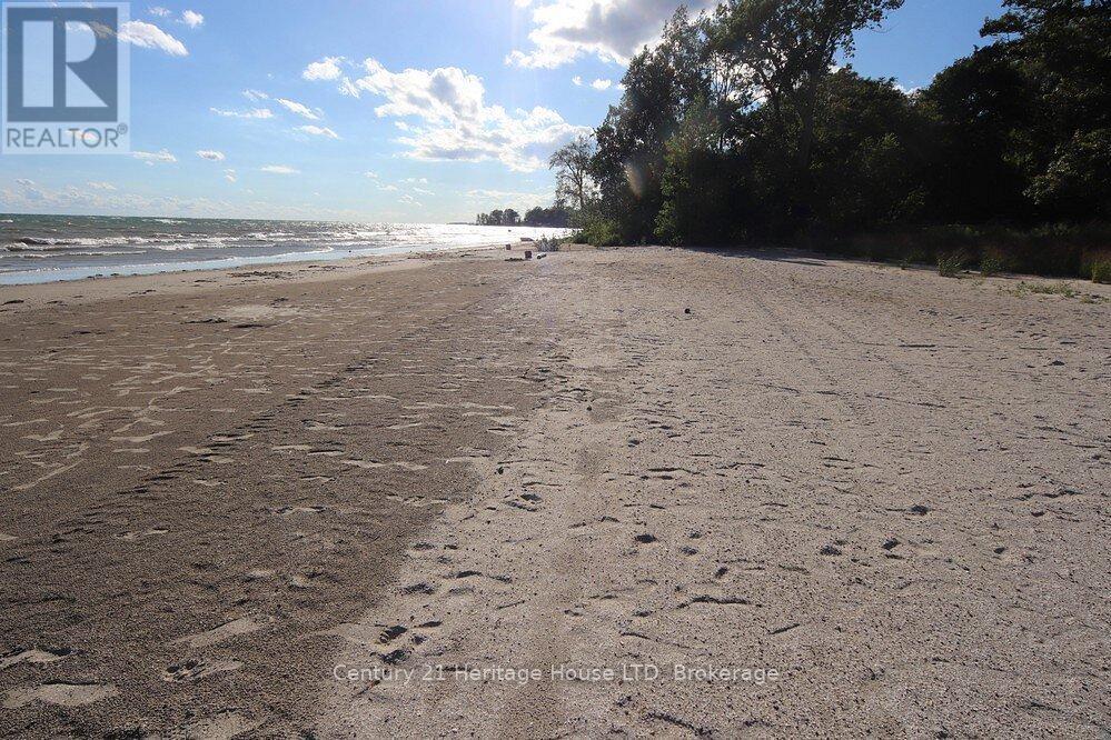 349 Bassett Avenue, Fort Erie, Ontario  L2A 4K8 - Photo 26 - X12328779