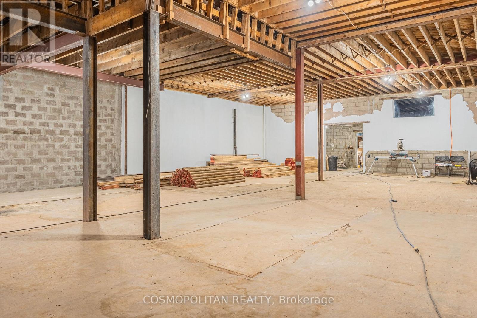 5936 Main Street, Niagara Falls, Ontario  L2G 5Z8 - Photo 23 - X12589412