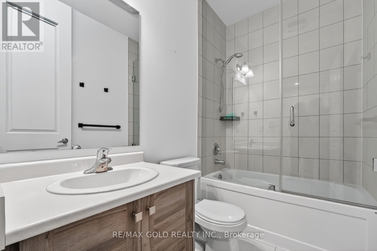 25 Eberly Woods Drive, Caledon, Ontario  L7C 4J2 - Photo 35 - W12617438