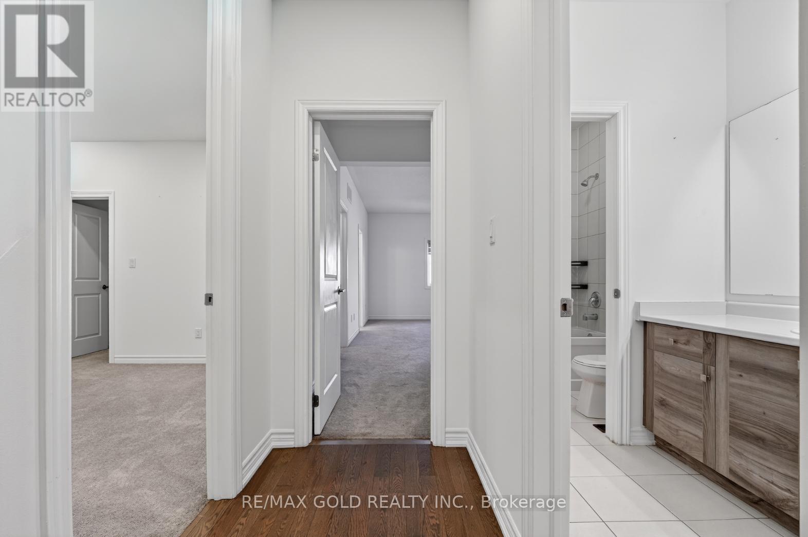 25 Eberly Woods Drive, Caledon, Ontario  L7C 4J2 - Photo 37 - W12617438