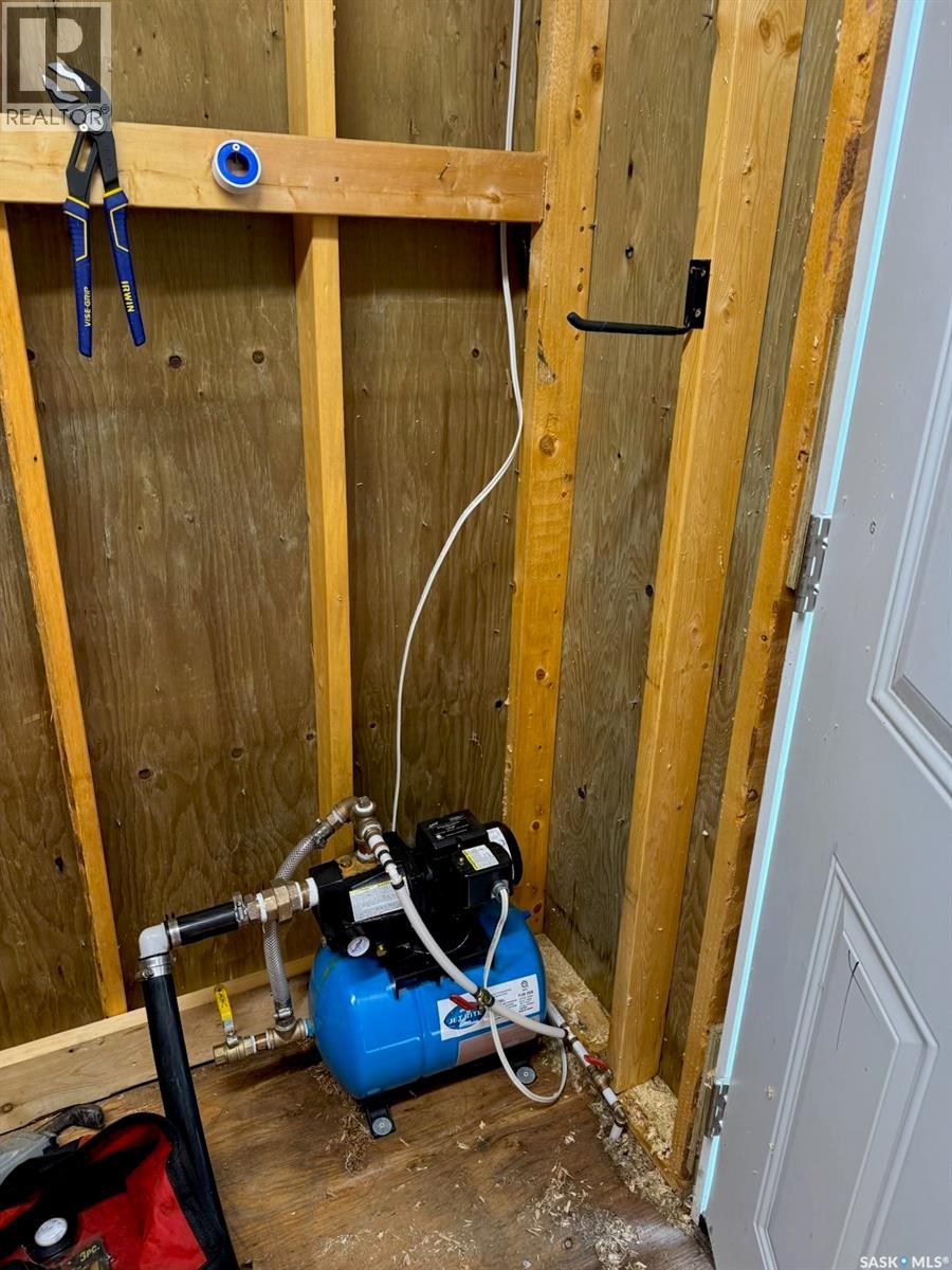 Cabin On Island Near Mooney Beach, Lac La Ronge Provincial Park, Saskatchewan  S0J 1L0 - Photo 16 - SK020436