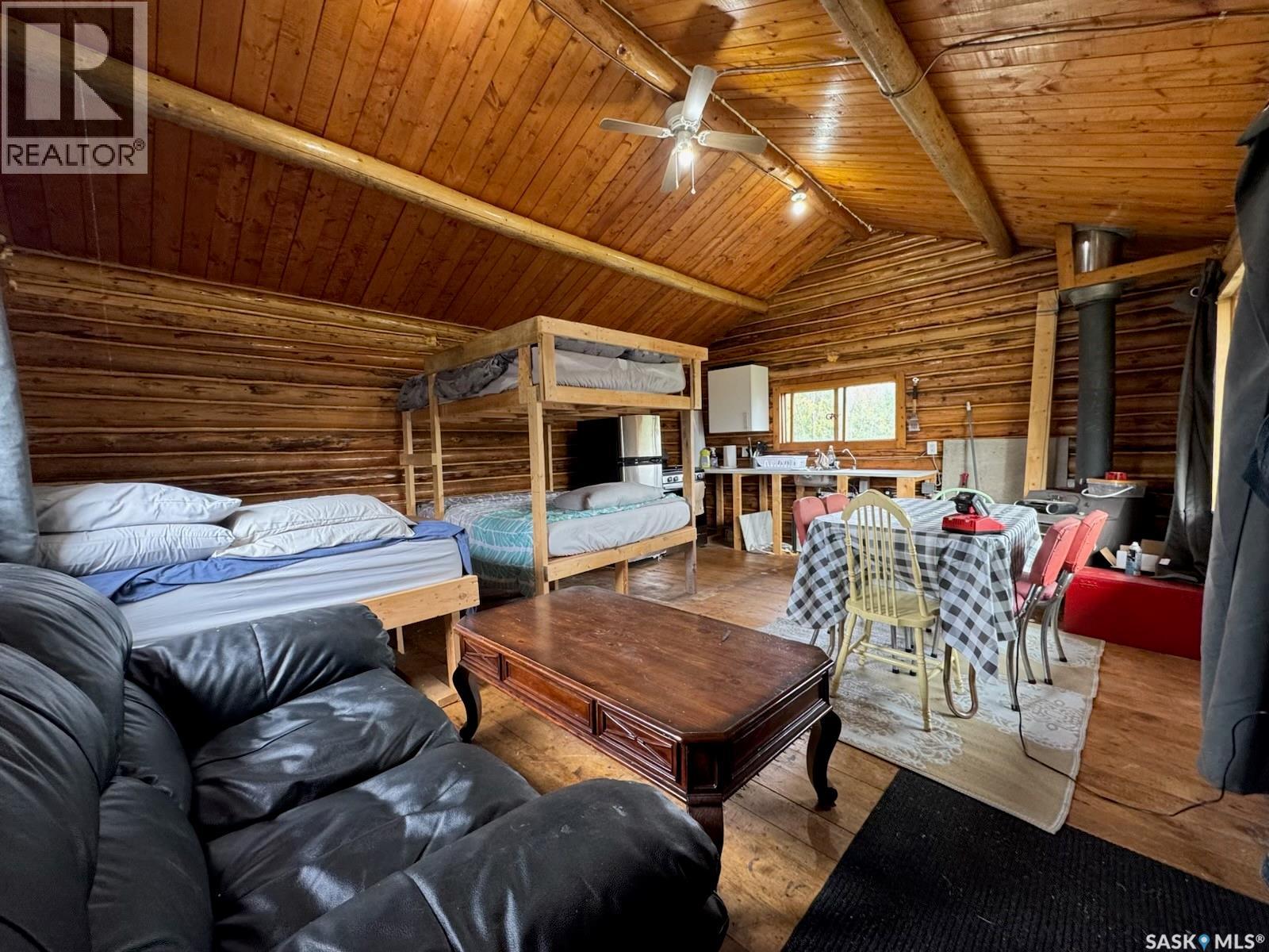 Cabin On Island Near Mooney Beach, Lac La Ronge Provincial Park, Saskatchewan  S0J 1L0 - Photo 6 - SK020436