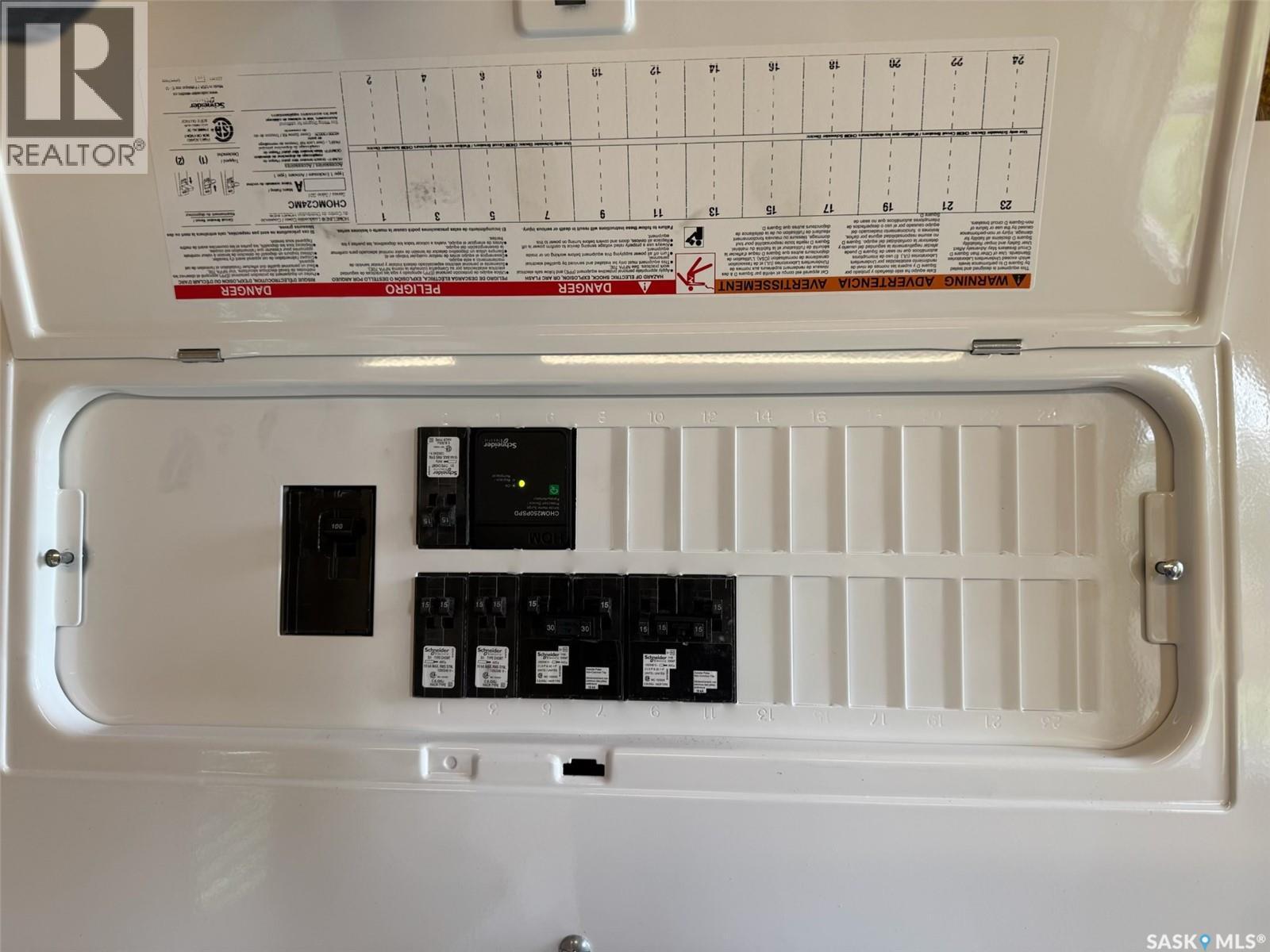 Cabin On Island Near Mooney Beach, Lac La Ronge Provincial Park, Saskatchewan  S0J 1L0 - Photo 22 - SK020436