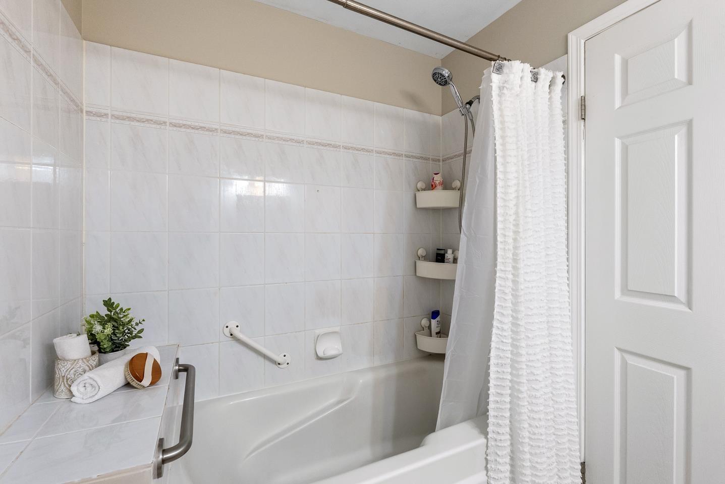 311 5677 208 Street, Langley, British Columbia  V3A 8J5 - Photo 21 - R3073529