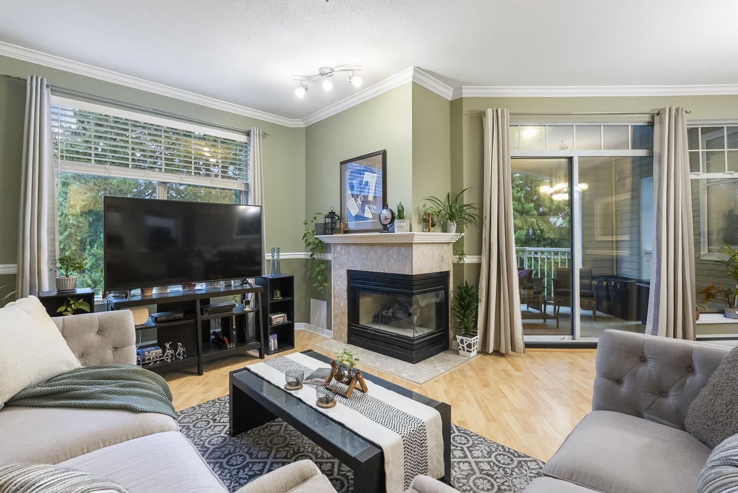 311 5677 208 Street, Langley, British Columbia  V3A 8J5 - Photo 3 - R3073529