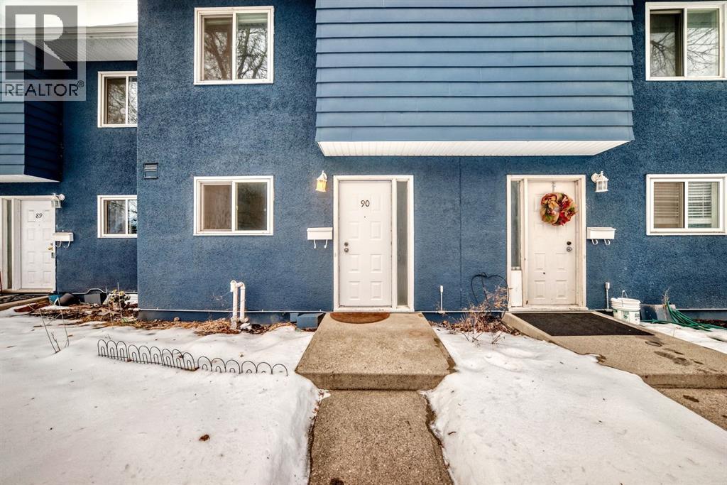 90, 251 90 Avenue Se, Calgary, Alberta  T2J 0A4 - Photo 2 - A2275228