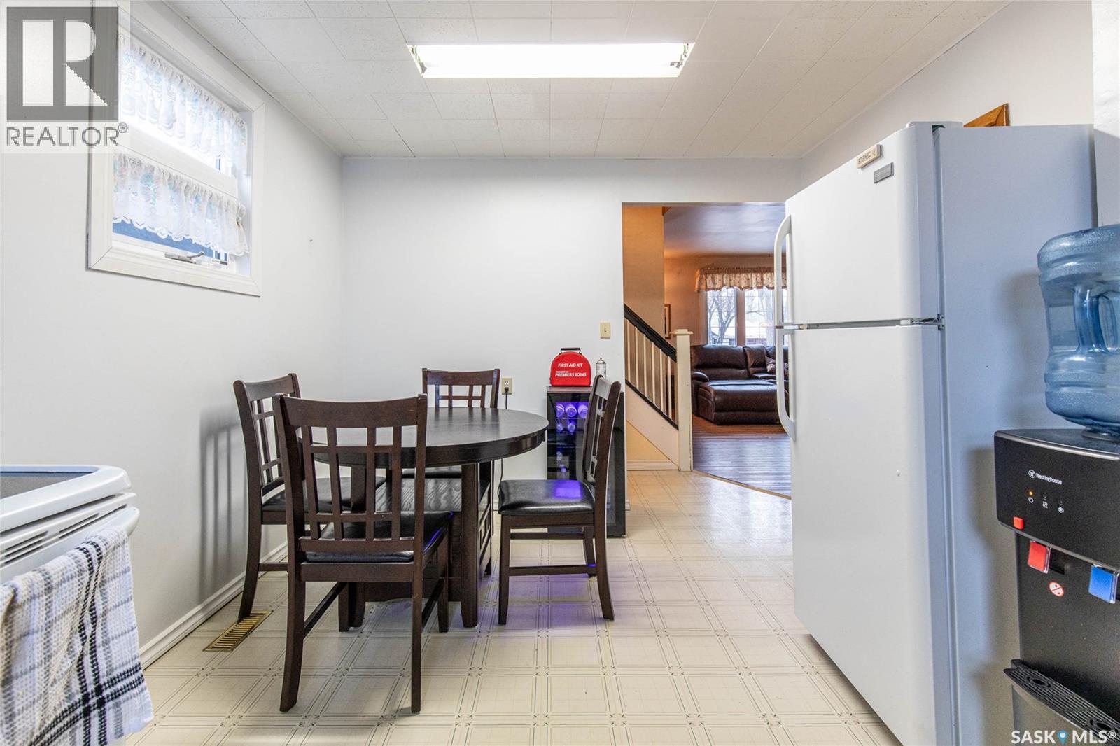 1114 6th Avenue Nw, Moose Jaw, Saskatchewan  S6H 4A6 - Photo 12 - SK025641