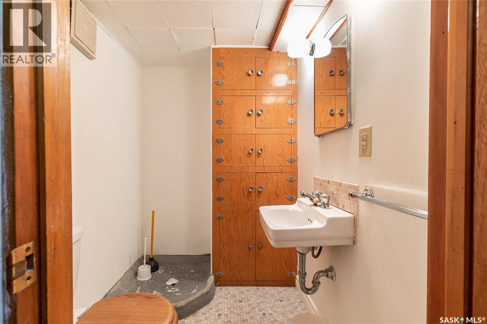 1114 6th Avenue Nw, Moose Jaw, Saskatchewan  S6H 4A6 - Photo 27 - SK025641