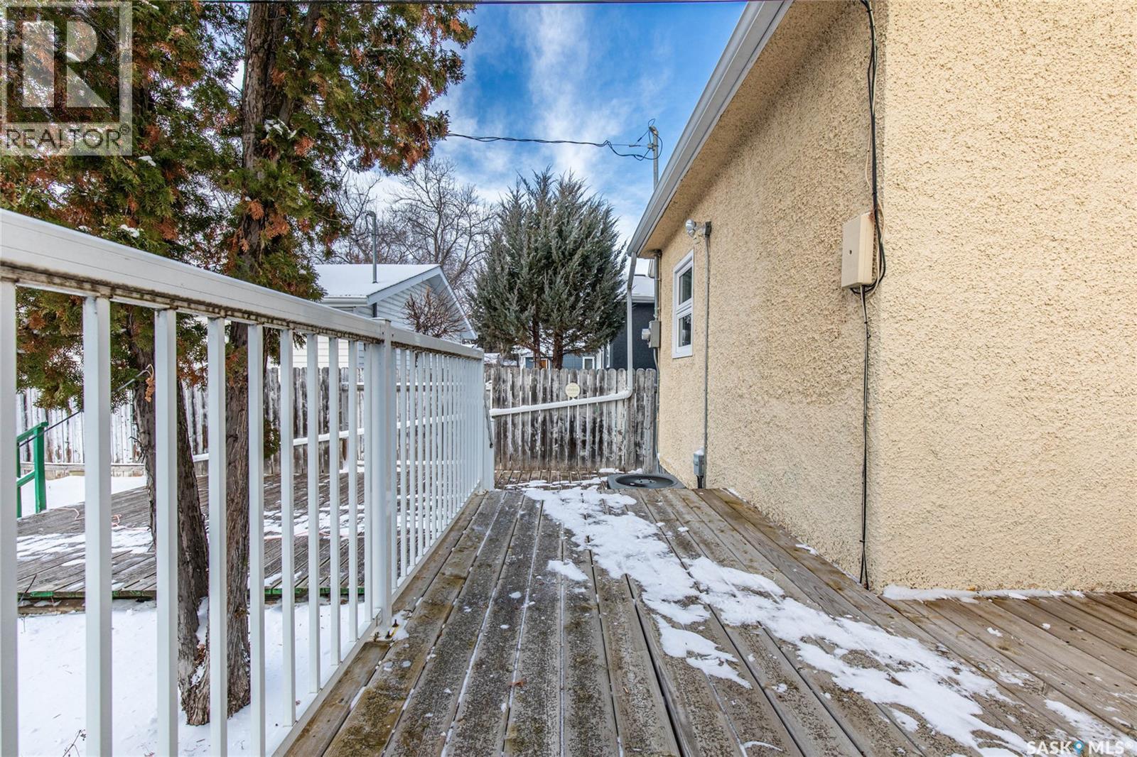 1114 6th Avenue Nw, Moose Jaw, Saskatchewan  S6H 4A6 - Photo 33 - SK025641