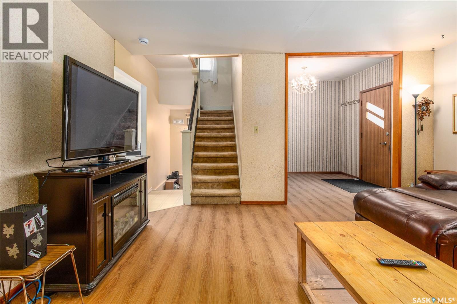 1114 6th Avenue Nw, Moose Jaw, Saskatchewan  S6H 4A6 - Photo 8 - SK025641