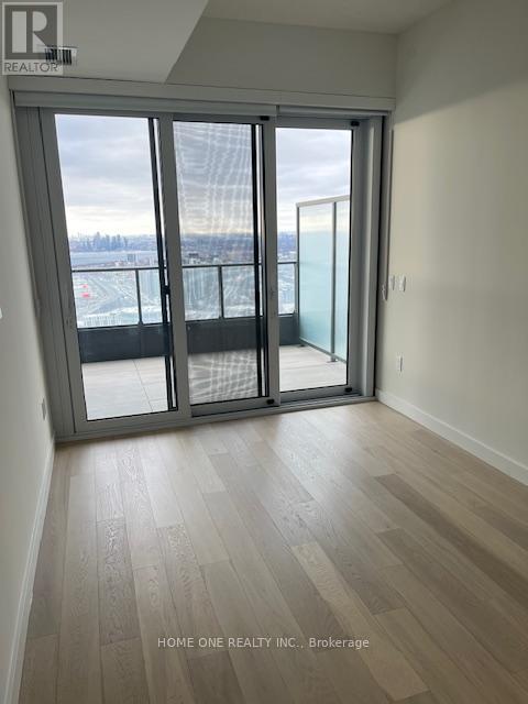 7009 - 3 Concord Cityplace Way, Toronto, Ontario  M5V 0X4 - Photo 10 - C12634086