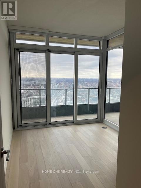 7009 - 3 Concord Cityplace Way, Toronto, Ontario  M5V 0X4 - Photo 9 - C12634086