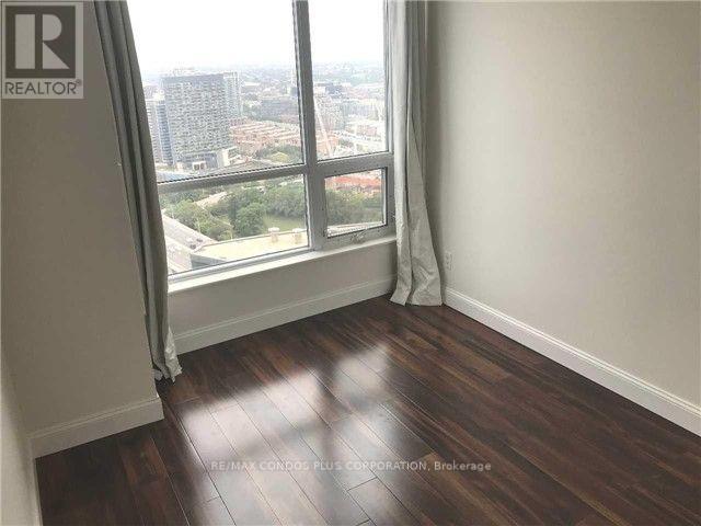 3707 - 219 Fort York Boulevard, Toronto, Ontario  M5V 1B1 - Photo 10 - C12634136