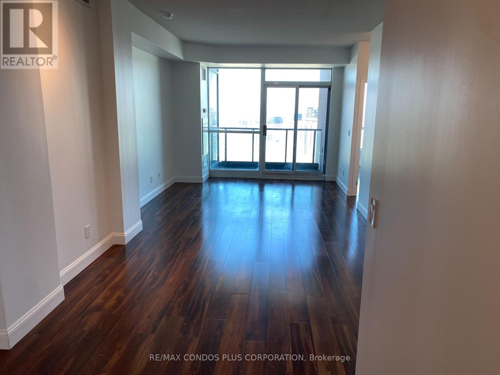 3707 - 219 Fort York Boulevard, Toronto, Ontario  M5V 1B1 - Photo 15 - C12634136