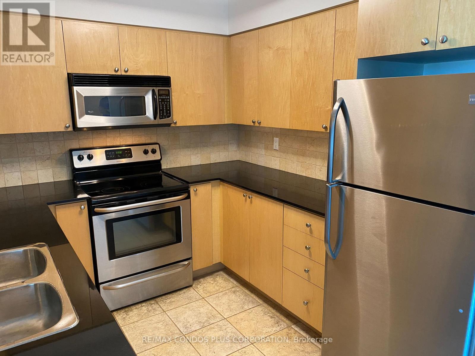 3707 - 219 Fort York Boulevard, Toronto, Ontario  M5V 1B1 - Photo 19 - C12634136