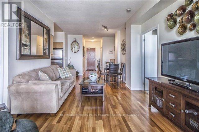 3707 - 219 Fort York Boulevard, Toronto, Ontario  M5V 1B1 - Photo 7 - C12634136