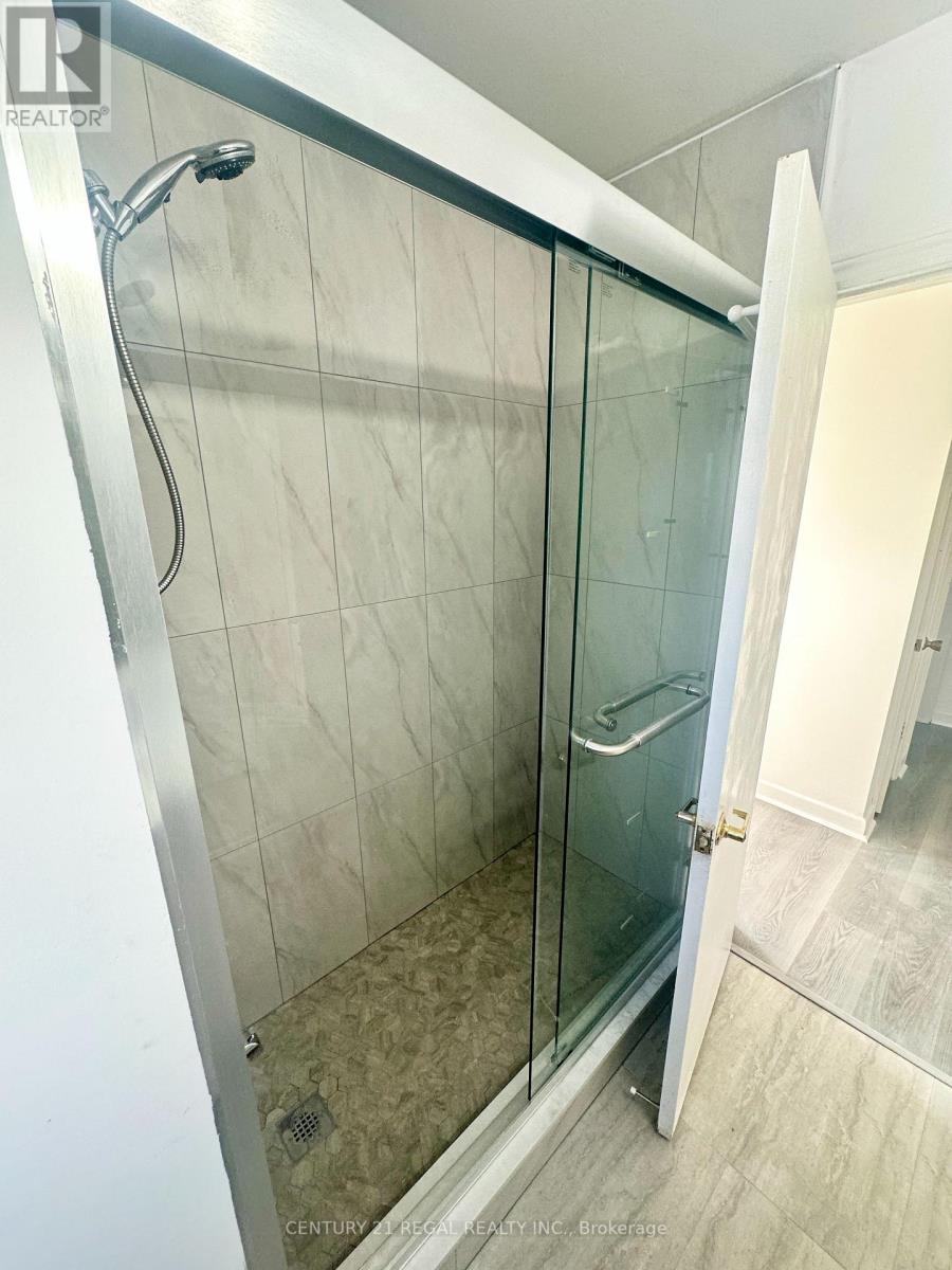 26 Pintail Crescent, Toronto, Ontario  M3A 2Y7 - Photo 19 - C12634174