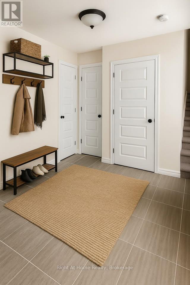 17 Roseberry Lane, Kitchener, Ontario  N2B 0A9 - Photo 3 - X12630900