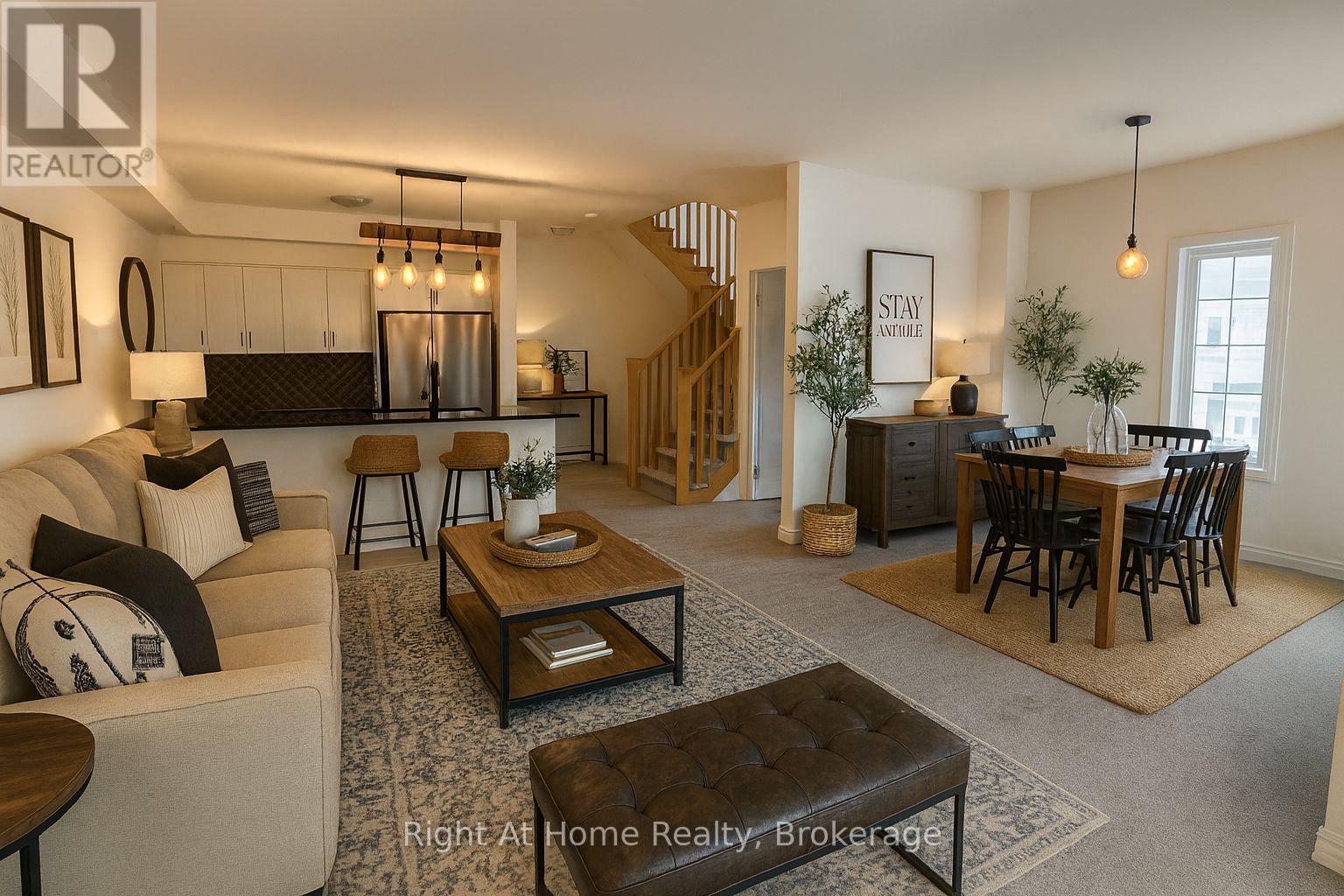 17 Roseberry Lane, Kitchener, Ontario  N2B 0A9 - Photo 4 - X12630900