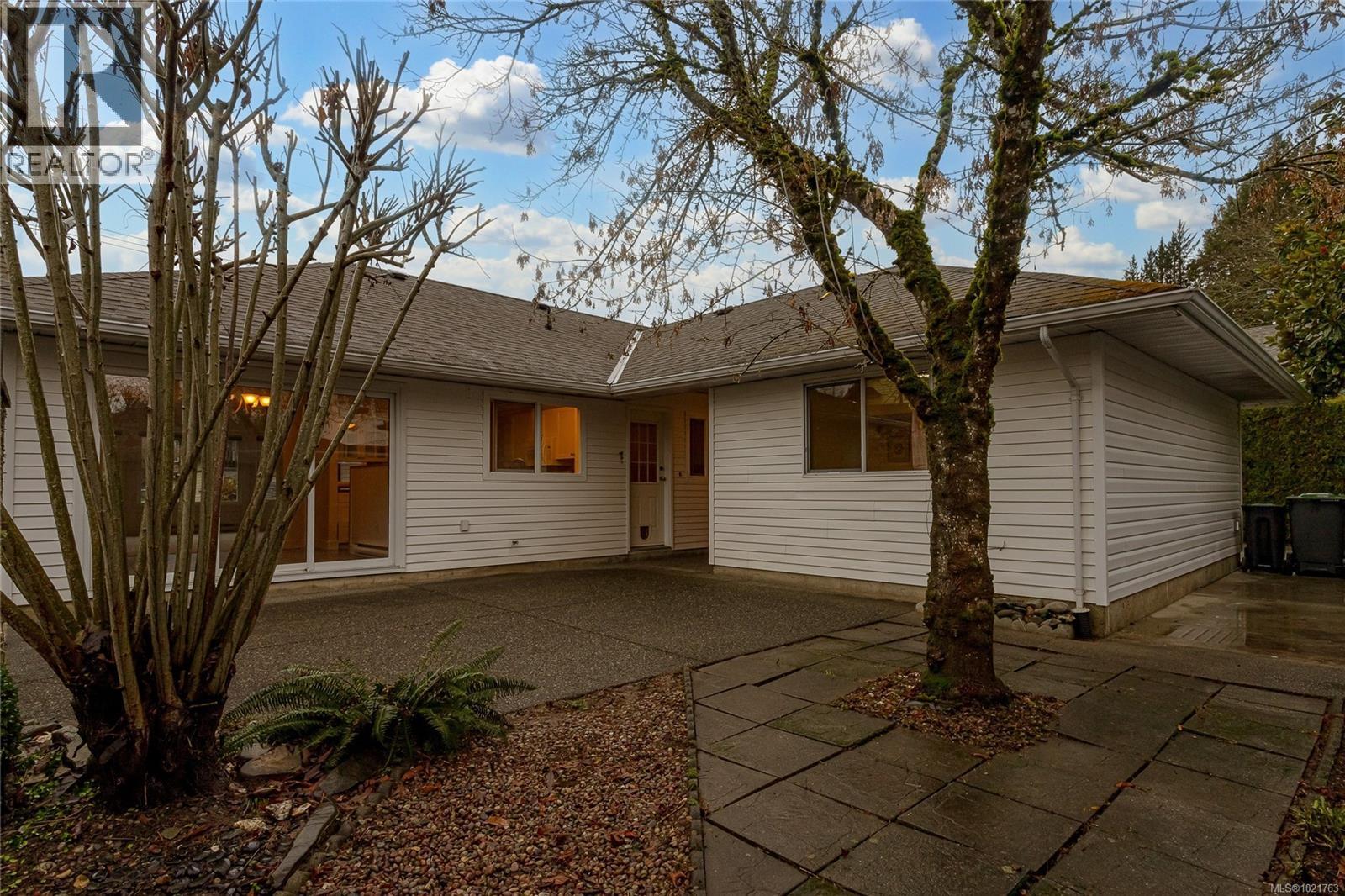 1014 Holmes St, Duncan, British Columbia  V9L 2C8 - Photo 32 - 1021763