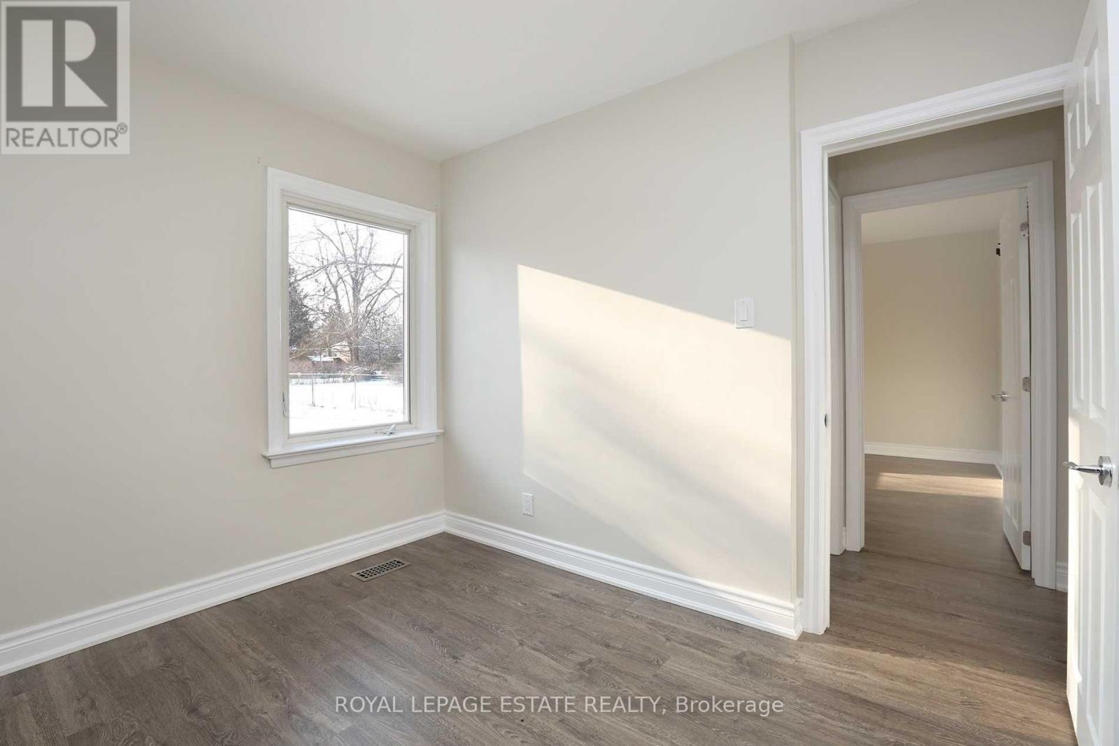 215 Oakridge Drive, Toronto, Ontario  M1M 2B4 - Photo 13 - E12634080