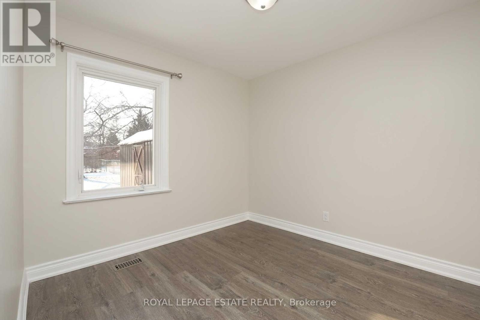 215 Oakridge Drive, Toronto, Ontario  M1M 2B4 - Photo 17 - E12634080