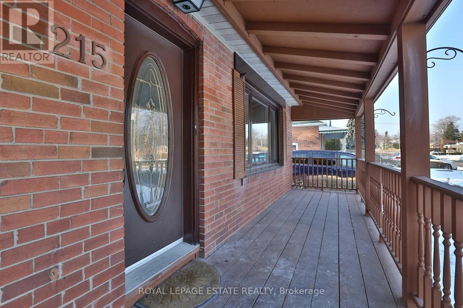 215 Oakridge Drive, Toronto, Ontario  M1M 2B4 - Photo 3 - E12634080