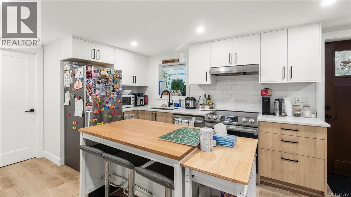 1021 Tillicum Rd, Esquimalt, British Columbia V9A 2A2 - Photo 31 - 1021928