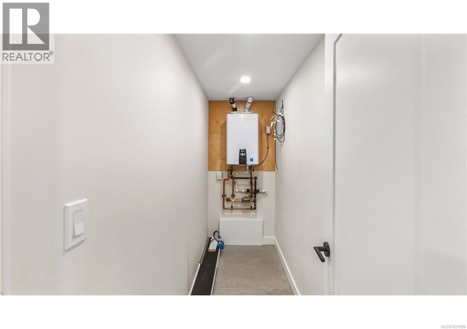 1021 Tillicum Rd, Esquimalt, British Columbia V9A 2A2 - Photo 42 - 1021928