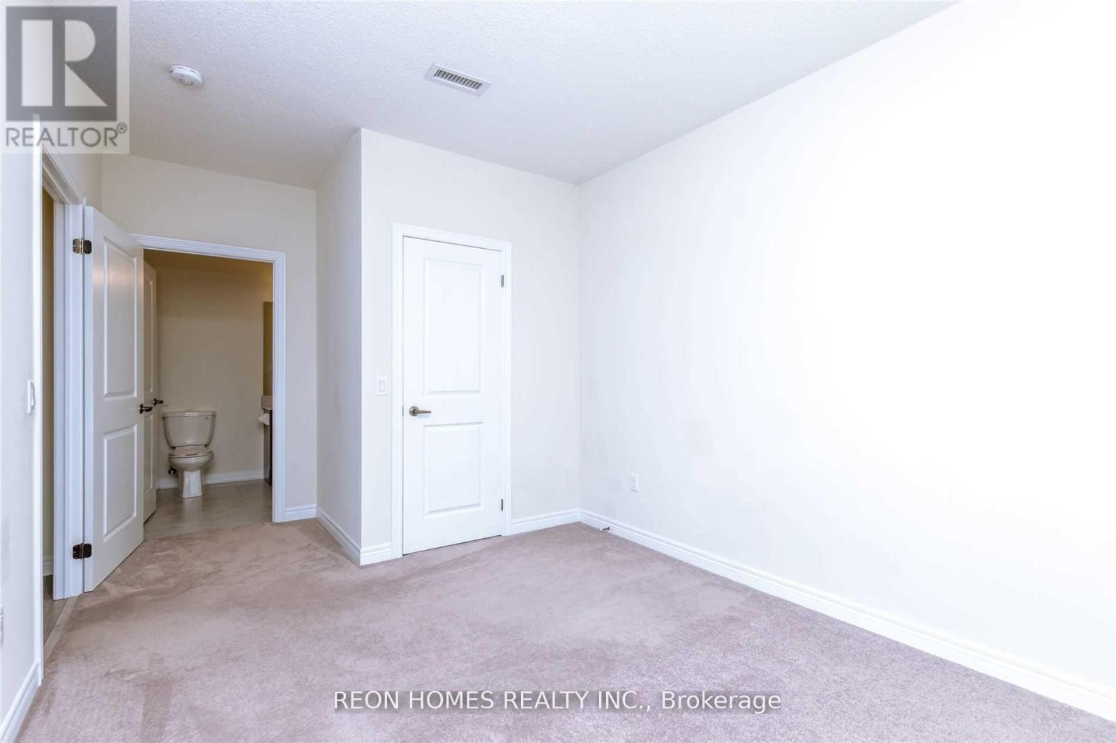 504 - 39 New Delhi Drive, Markham, Ontario  L3S 0E1 - Photo 2 - N12634188