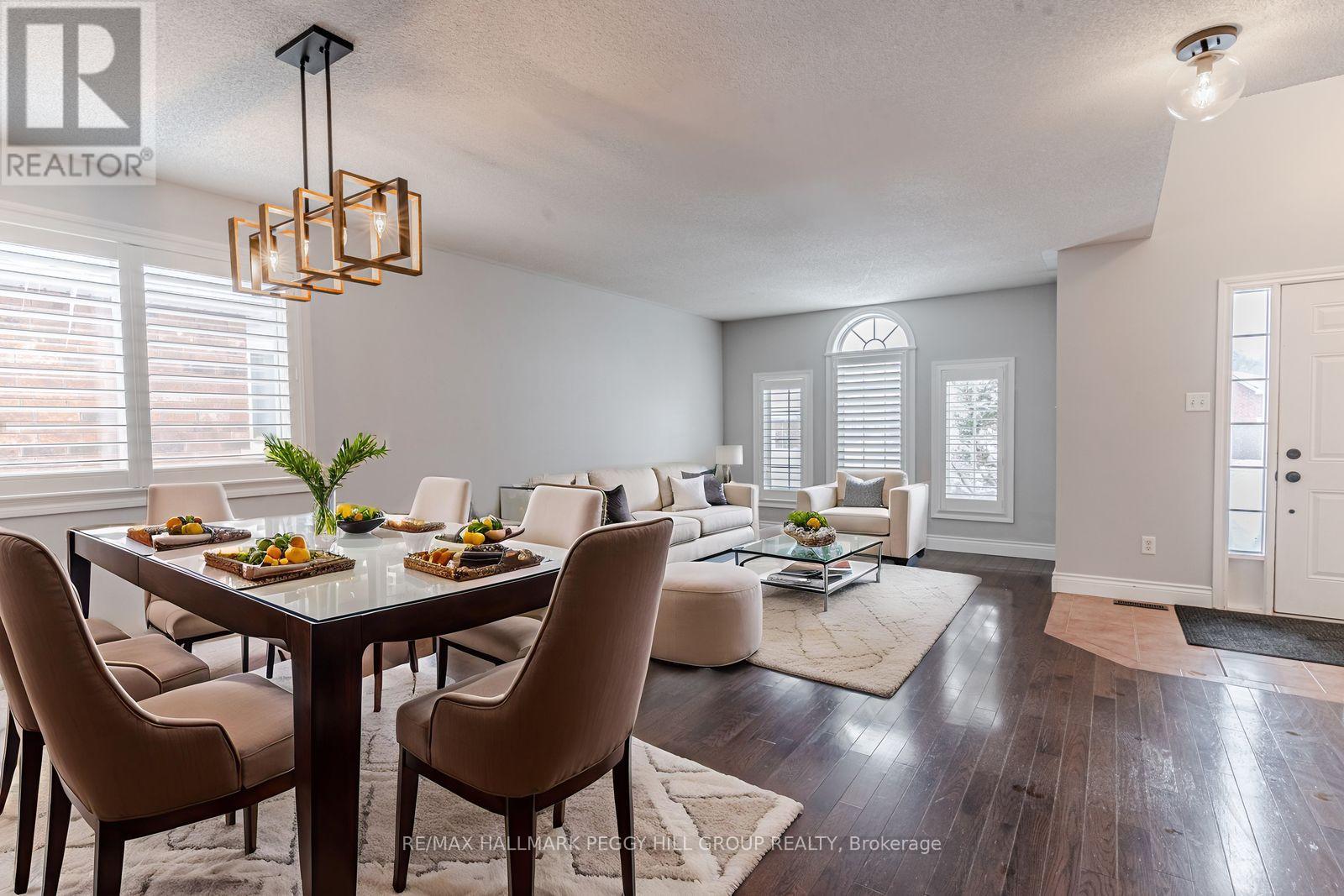 81 Sproule Drive, Barrie, Ontario  L4N 0X5 - Photo 2 - S12634134